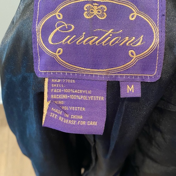 Curations Faux Fur Vest - Picture 3 of 4